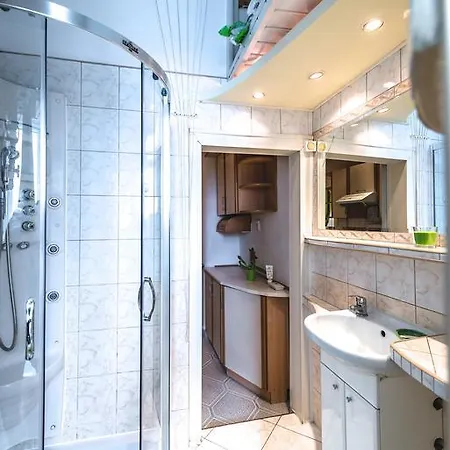 Apartment Dietla 21